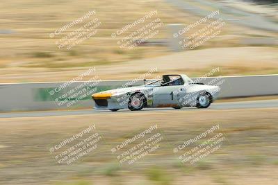 media/May-31-2025-CalClub SCCA (Sat) [[2c1a04e1ee]]/Qualifying/Group 6/Turn 4/